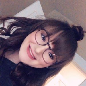 Meet your Posher, Haley